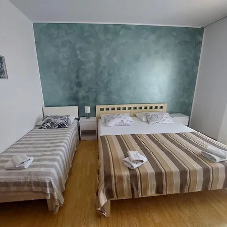Gordana Apartamento Trogir
